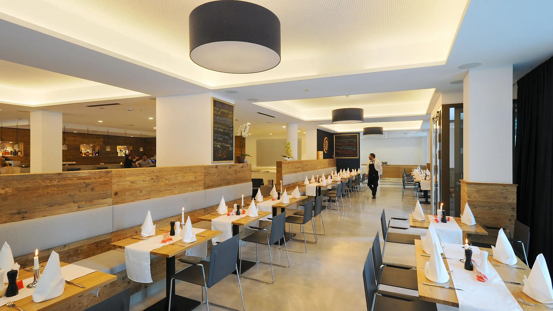 ***  Bayer 89 VI Vadi Hotel Monachium Niemcy