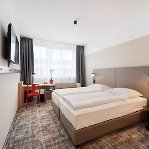 Hotell Wyndham Garden Messe