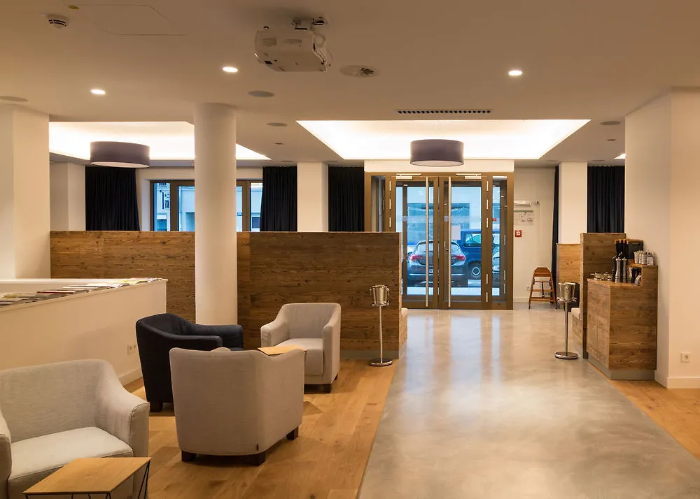 Bayer 89 VI Vadi Hotel Munich 3*,