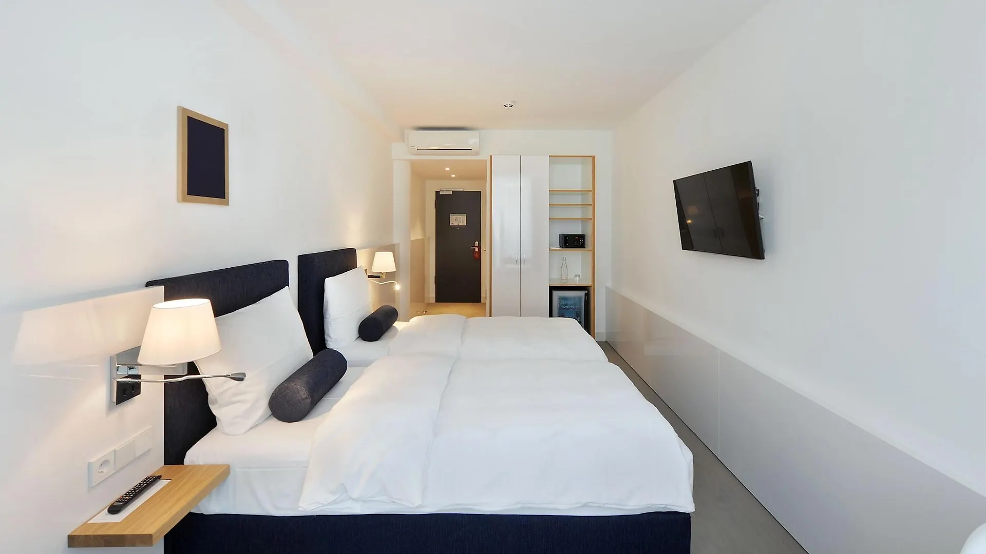 Bayer 89 VI Vadi Hotel München 3*,