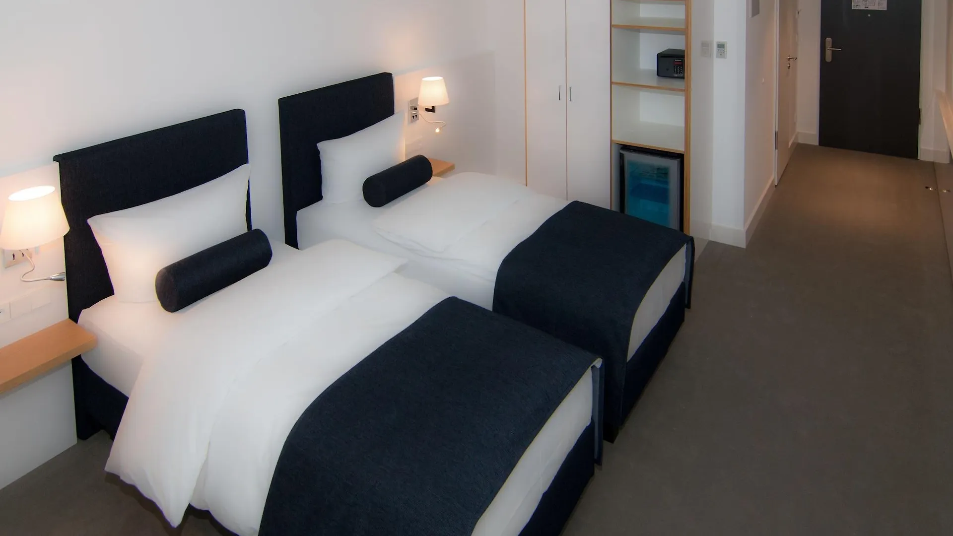 Bayer 89 VI Vadi Hotel Mnichov 3*,  Německo
