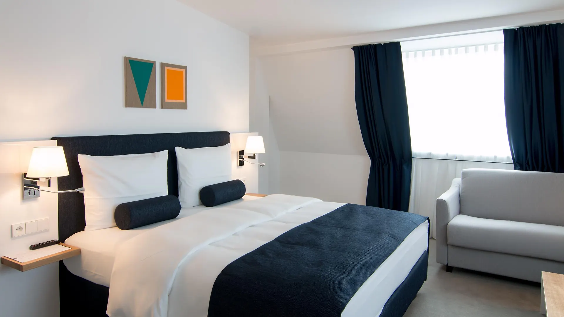 Bayer 89 VI Vadi Hotel Munich 3*,