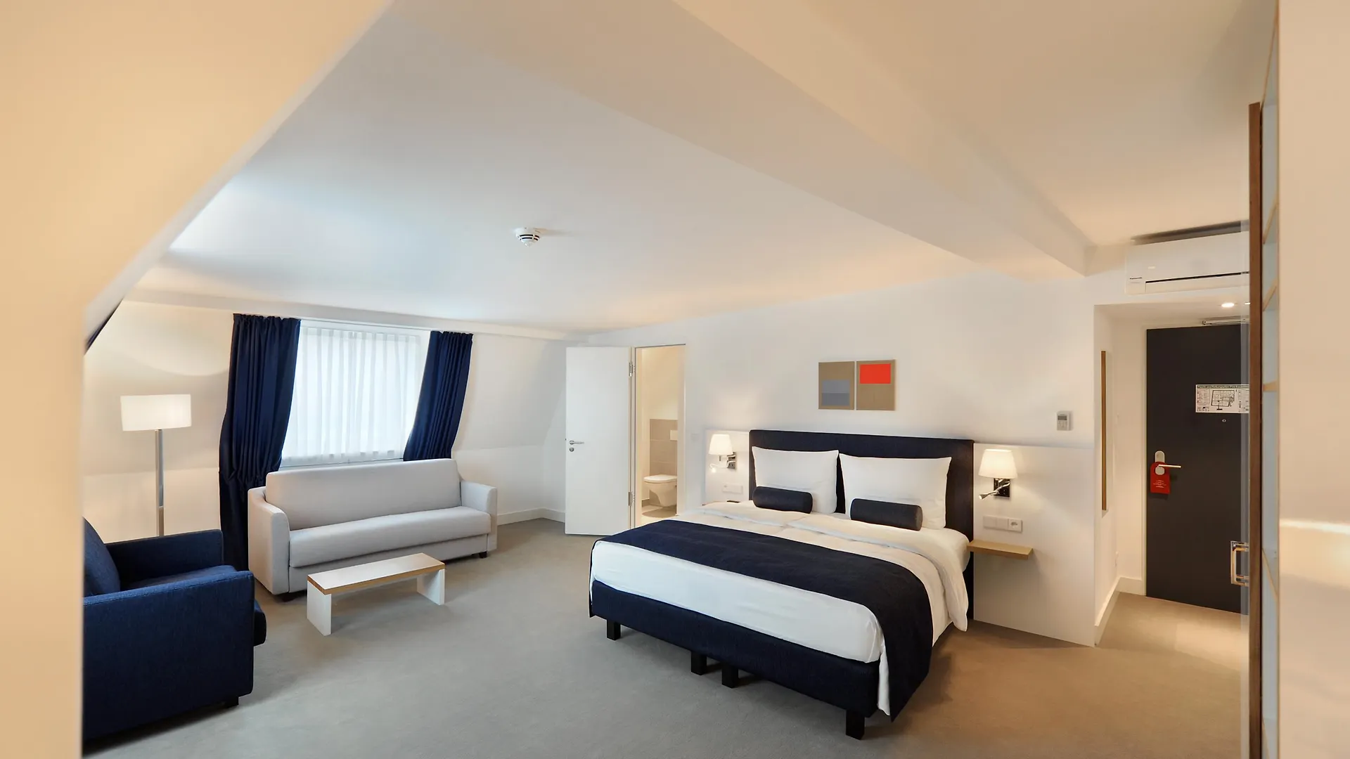 Bayer 89 VI Vadi Hotel Mnichov 3*,