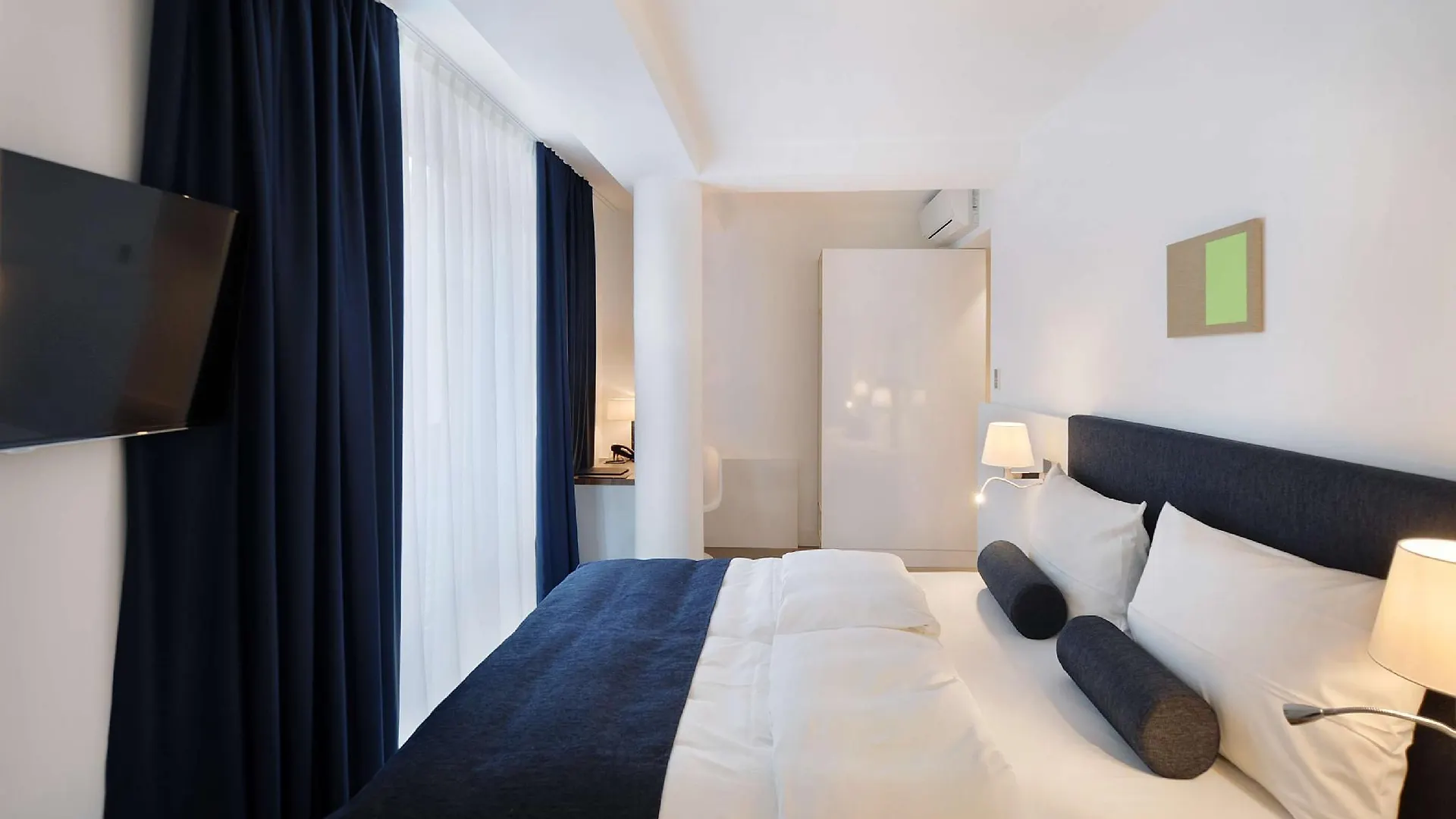 Bayer 89 VI Vadi Hotel München