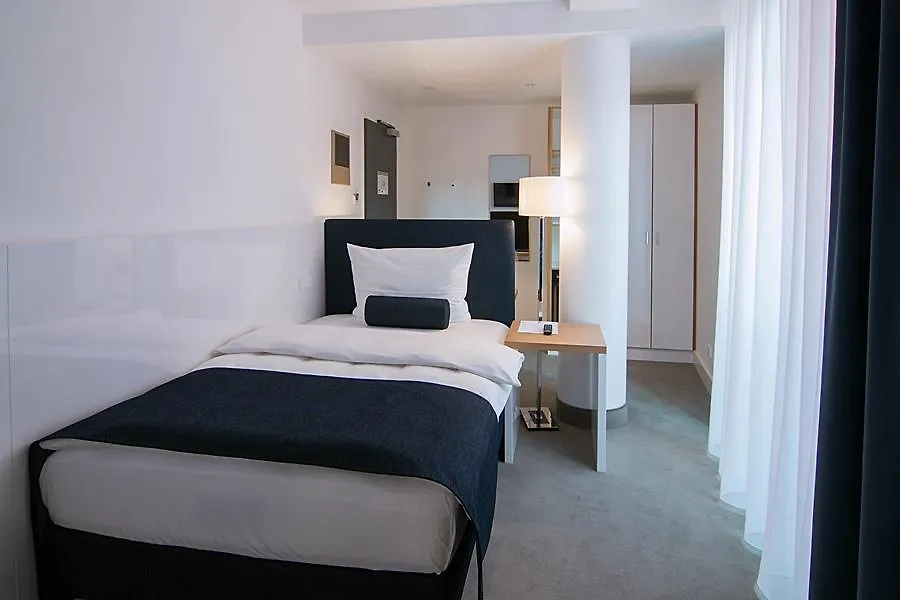 Bayer 89 VI Vadi Hotel Munich