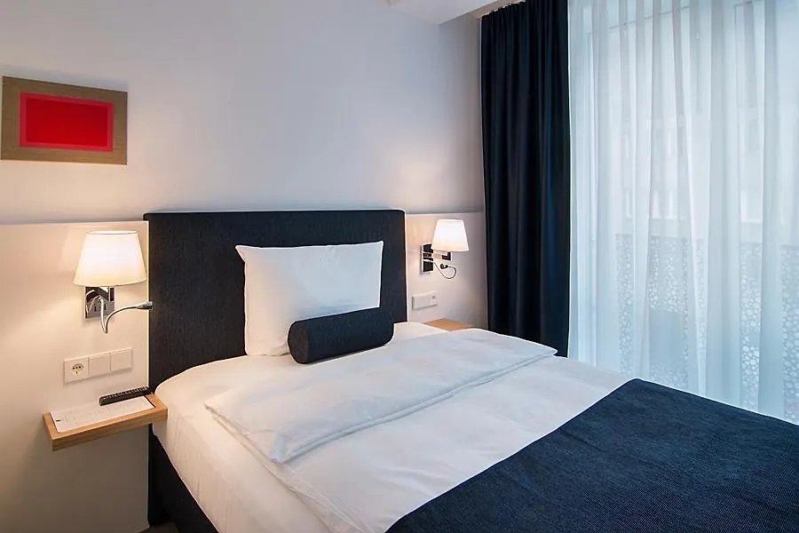Bayer 89 VI Vadi Hotel Munich Germany