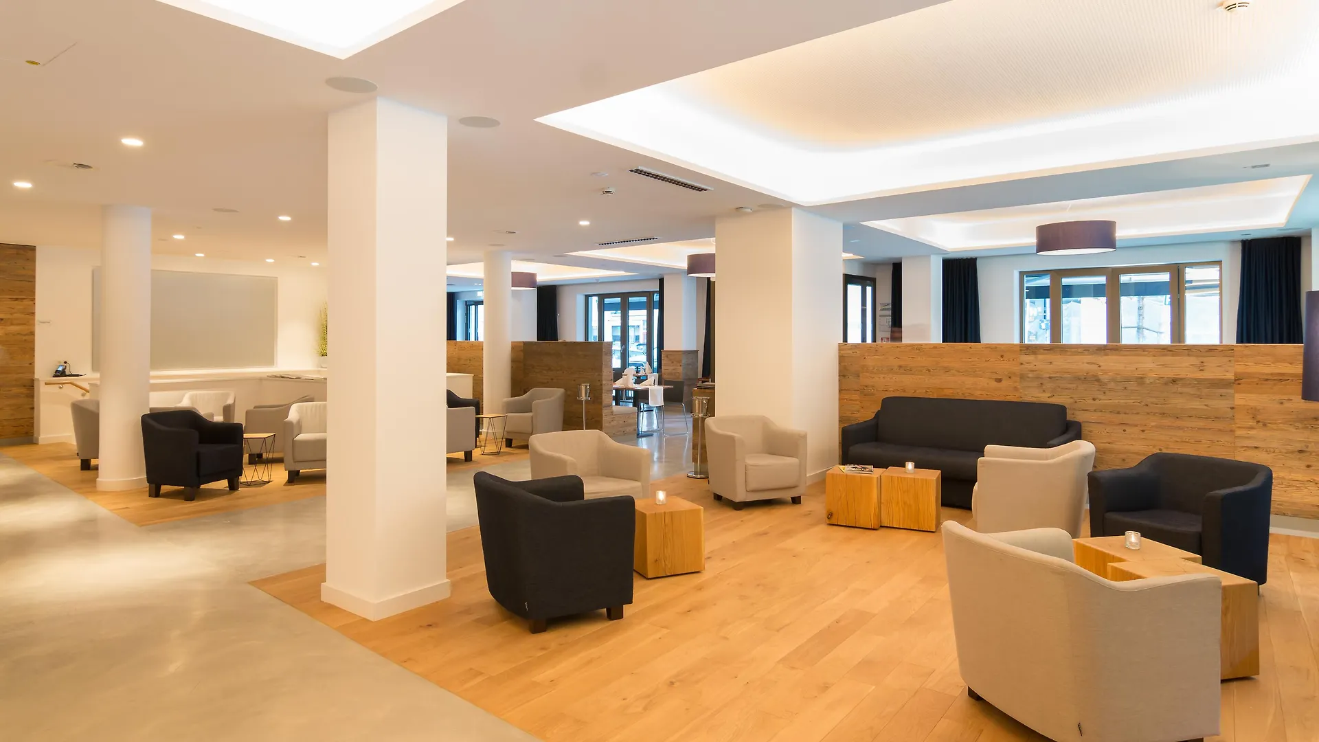 Bayer 89 VI Vadi Hotel Mnichov 3*,  Německo