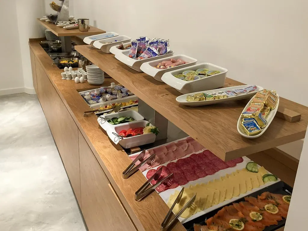 ***  Bayer 89 VI Vadi Hotel München Deutschland