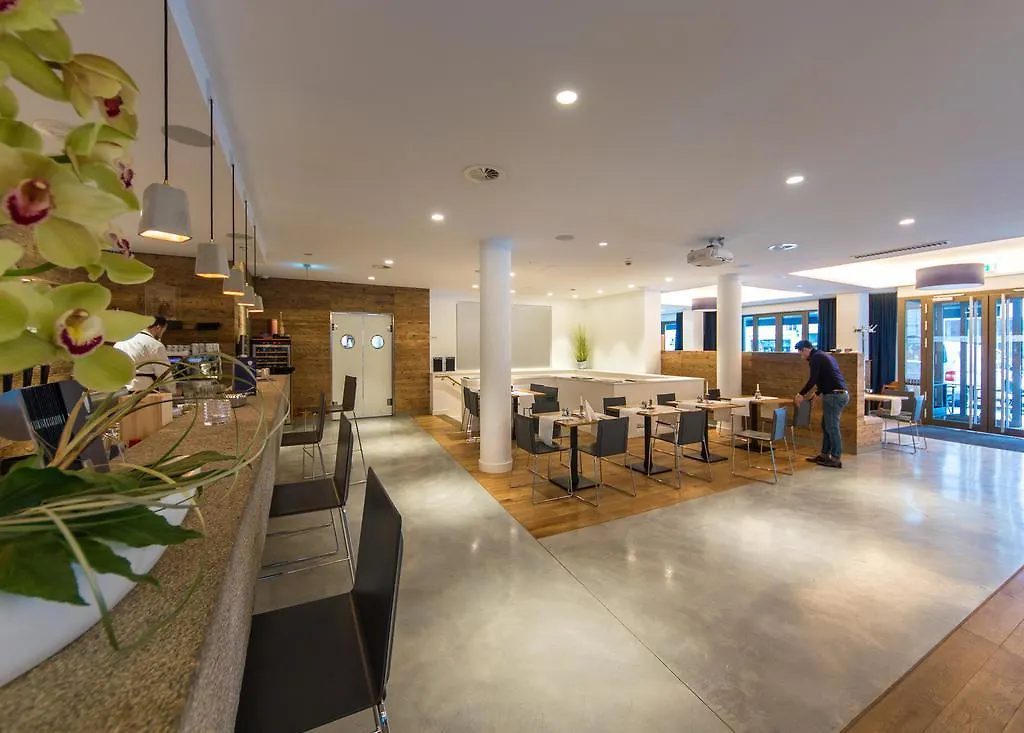 Bayer 89 VI Vadi Hotel Mnichov Německo